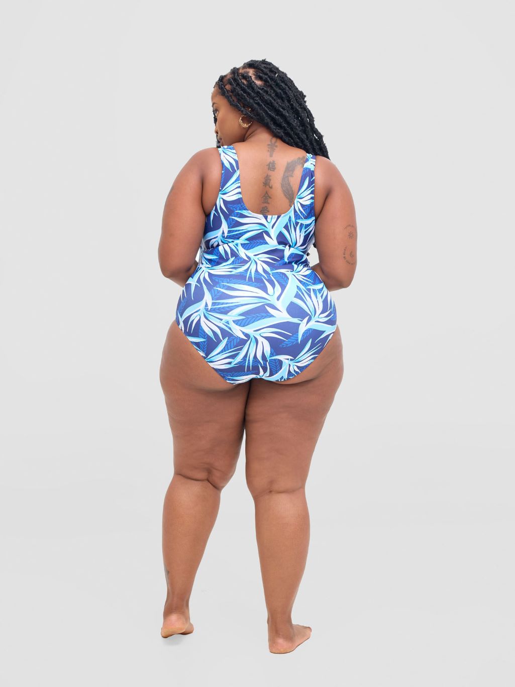 B SWIMSUIT