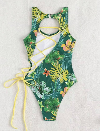 Lyra one piece